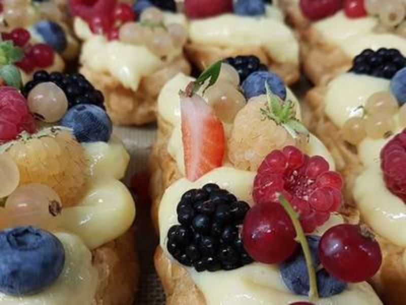 Eclair Gourmand aux Fruits Rouges